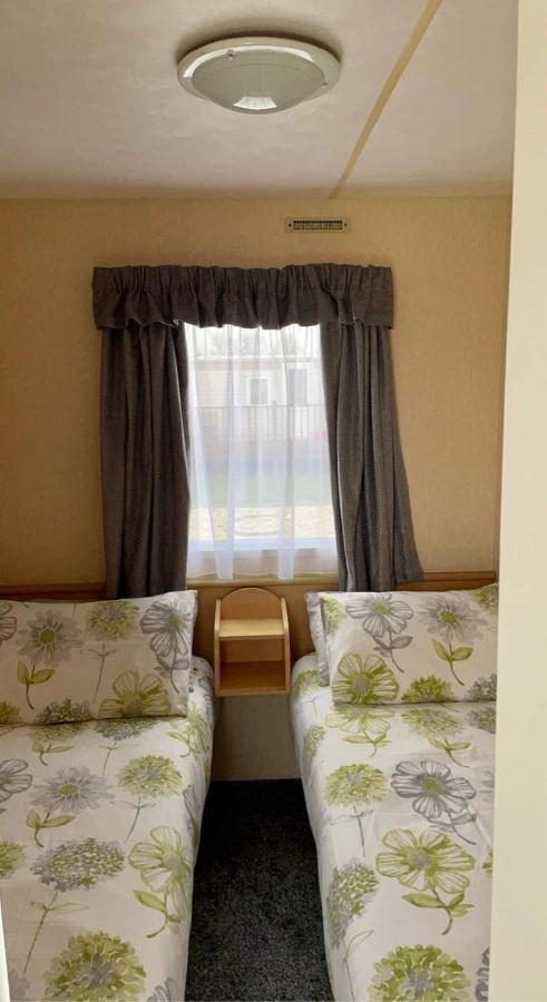 Dees Caravan Lettings Kingfisher Elm 453 Ingoldmells Bagian luar foto