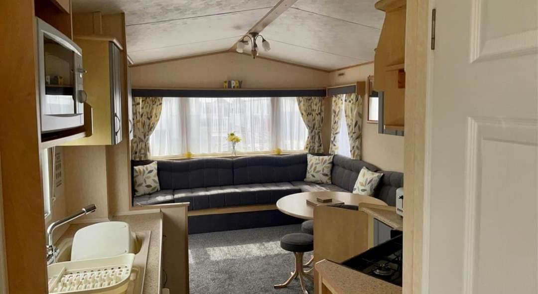 Dees Caravan Lettings Kingfisher Elm 453 Ingoldmells Bagian luar foto